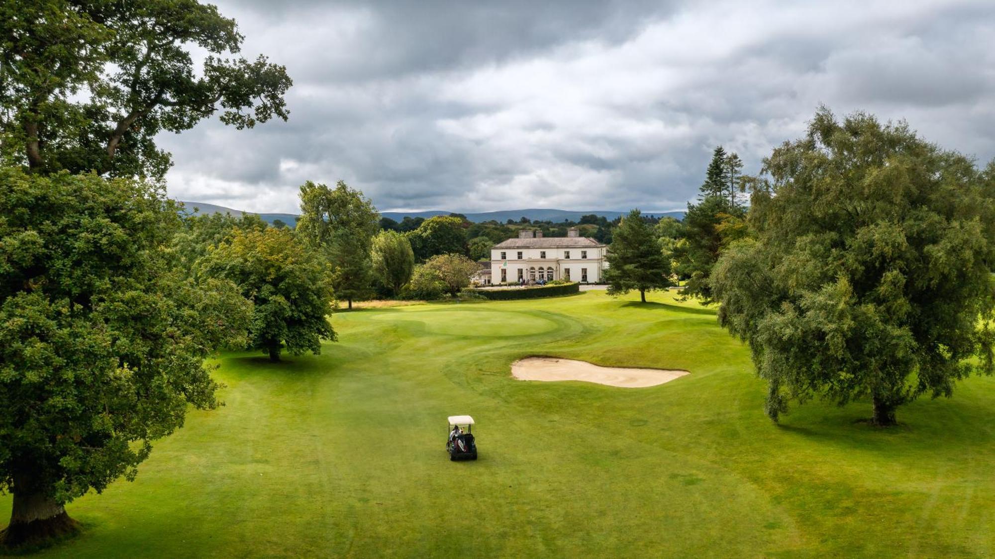Tulfarris Hotel And Golf Resort Eksteriør bilde